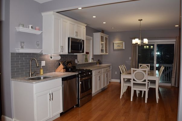 Chandelier, Dining room, Interior, Kitchen, Recessed Lighting, Wood Texture Flooring