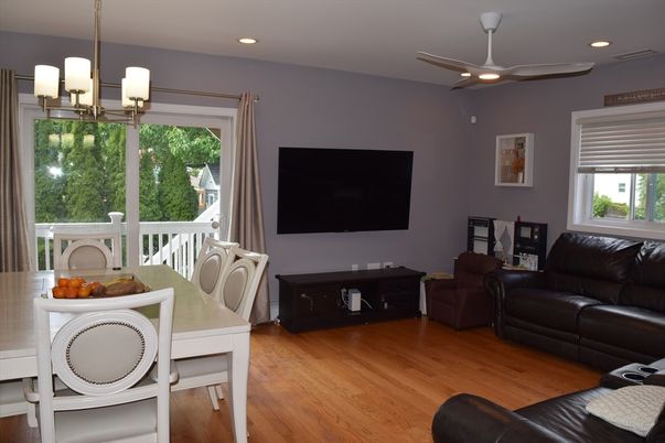 Dining room, Interior, Living room, Recessed Lighting, Wood Texture Flooring