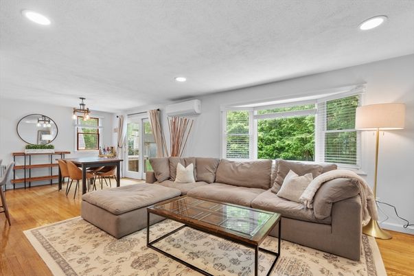 Dining room, Interior, Living room, Recessed Lighting, Wood Texture Flooring
