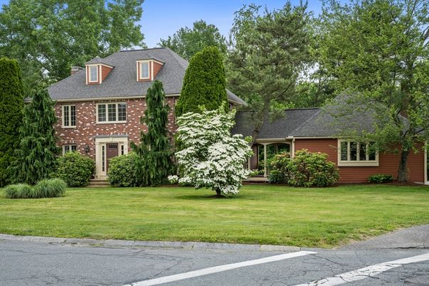 Exterior, Facade, Brick Facade, Cape Cod