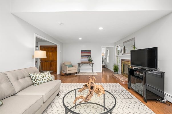 Fireplace, Interior, Living room, Recessed Lighting, Wood Texture Flooring