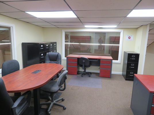 Home Office, Interior