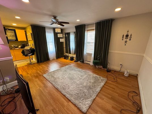 Interior, Recessed Lighting, Wood Texture Flooring
