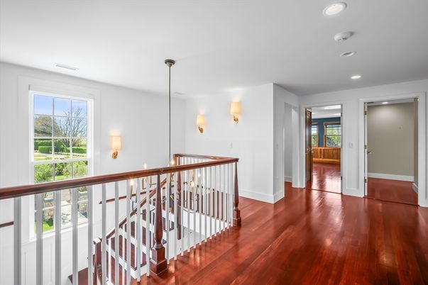 Interior, Pendant Lights, Recessed Lighting, Wood Texture Flooring