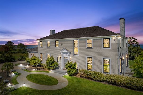 Backyard, Exterior, Facade, Georgian