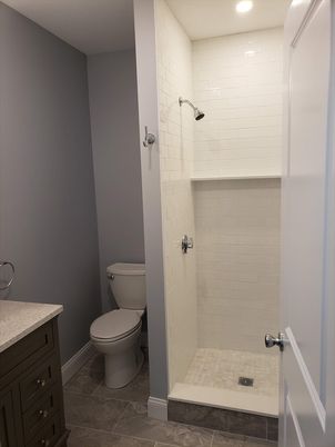 Bathroom, Interior, Recessed Lighting