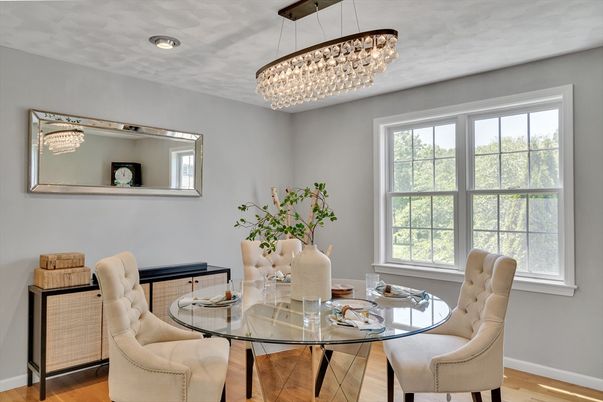 Chandelier, Dining room, Interior, Recessed Lighting, Wood Texture Flooring