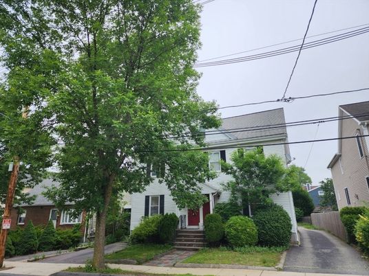 Exterior, Facade, Georgian