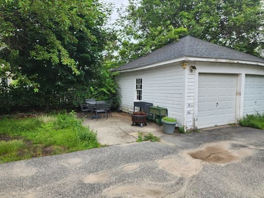 Backyard, Detached Garage, Exterior
