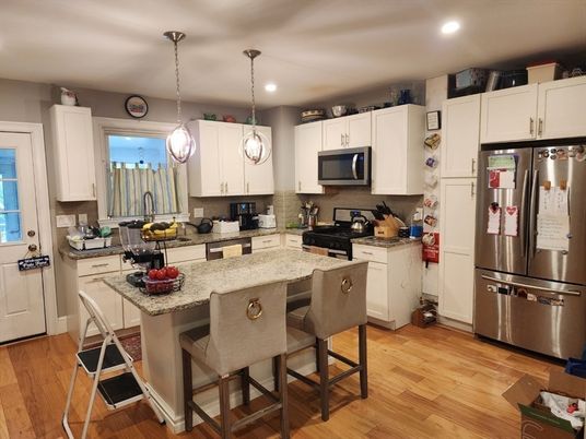 Interior, Kitchen, Pendant Lights, Recessed Lighting, Wood Texture Flooring