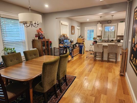 Chandelier, Dining room, Interior, Kitchen, Pendant Lights, Recessed Lighting, Wood Texture Flooring