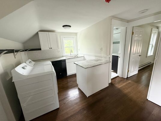 Interior, Kitchen, Washer, Wood Texture Flooring