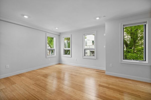 Empty room, Interior, Recessed Lighting, Wood Texture Flooring