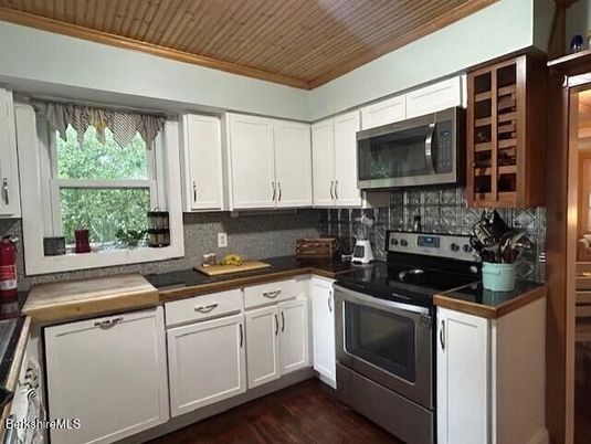 Interior, Kitchen, Wooden Ceilings, Wood Texture Flooring