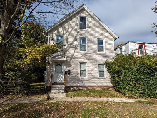 Exterior, Facade, Queen Anne Victorian