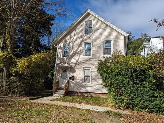 Exterior, Facade, Queen Anne Victorian