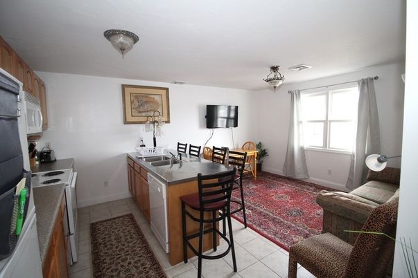 Dining room, Interior