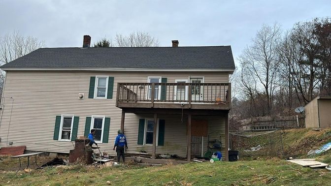 Backyard, Exterior