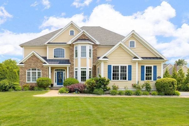 Exterior, Facade, Brick Traditional