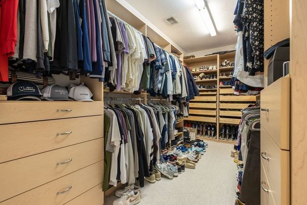 Interior, Walk-in Closets