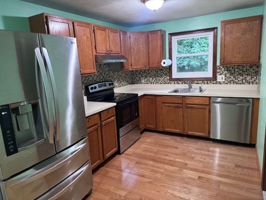 Interior, Kitchen, Stainless Steel Appliances, Wood Texture Flooring