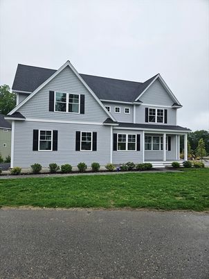 Exterior, Facade, Farmhouse