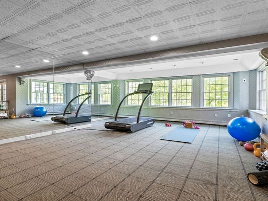 Fitness Equipment, Interior, Recessed Lighting
