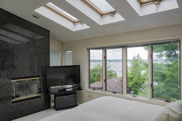 Bedroom, Fireplace, Interior, Recessed Lighting, Water