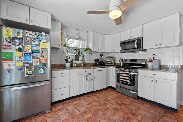 Interior, Kitchen, Stainless Steel Appliances