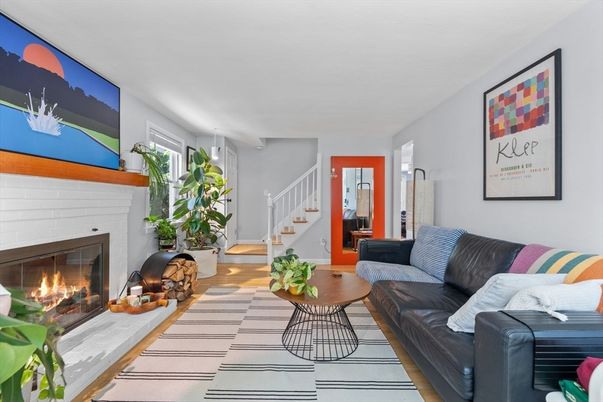 Fireplace, Interior, Living room