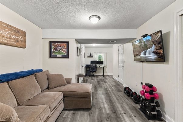 Fitness Equipment, Interior, Living room, Wood Texture Flooring