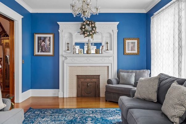 Chandelier, Fireplace, Interior, Wood Texture Flooring