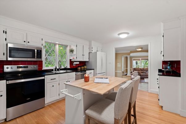 Interior, Kitchen, Stainless Steel Appliances, Wood Texture Flooring