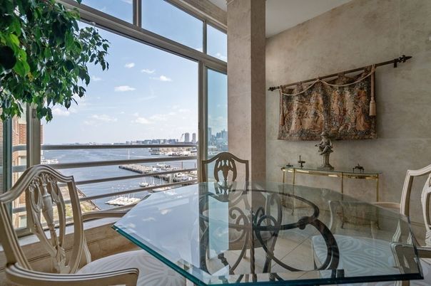 Dining room, Interior, Water
