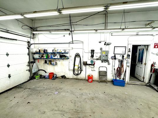 Garage, Interior, Washer