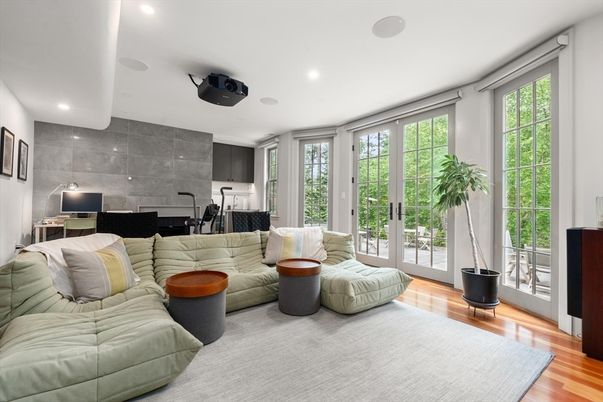 Interior, Living room, Recessed Lighting, Wood Texture Flooring
