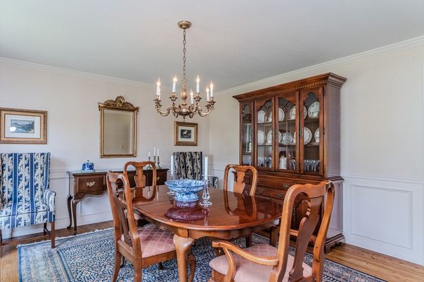 Chandelier, Dining room, Interior, Wood Texture Flooring