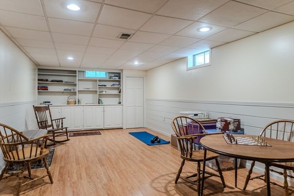 Dining room, Interior, Recessed Lighting, Wood Texture Flooring