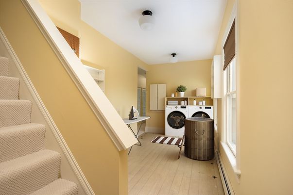 Interior, Utility Closets, Washer, Wood Texture Flooring