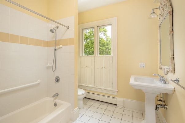 DE Listing image placeholder