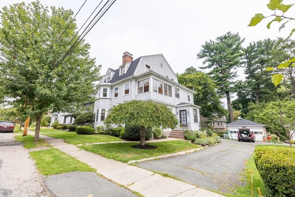 Detached Garage, Exterior, Facade, Queen Anne Victorian