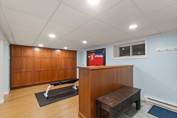 Fitness Equipment, Interior, Recessed Lighting, Wood Texture Flooring