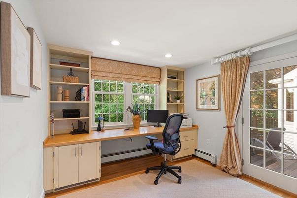 Home Office, Interior, Recessed Lighting, Wood Texture Flooring