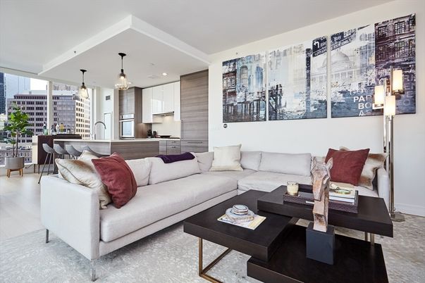 Dining room, Interior, Kitchen, Living room, Pendant Lights, Recessed Lighting, Stainless Steel Appliances