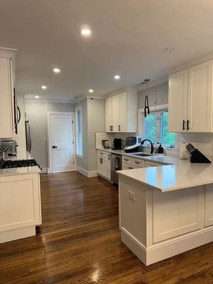 Interior, Kitchen, Pendant Lights, Recessed Lighting, Wood Texture Flooring