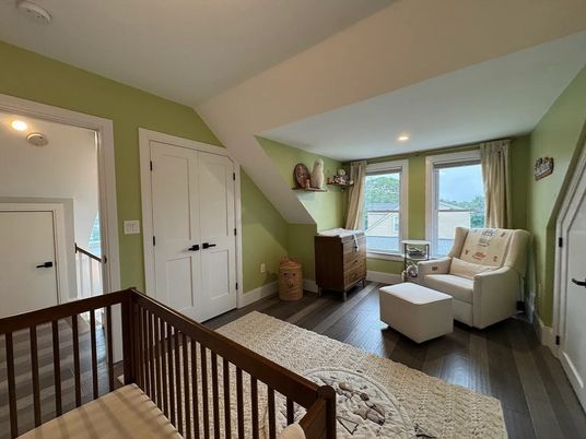 Interior, Recessed Lighting, Water, Wood Texture Flooring