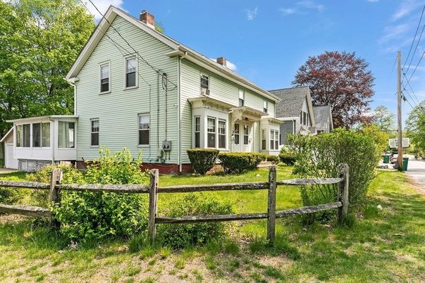 Backyard, Exterior, Facade, Farmhouse