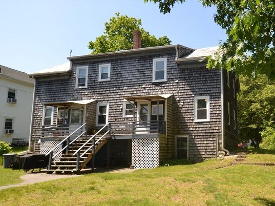 Backyard, Exterior, Facade, Rowhouse