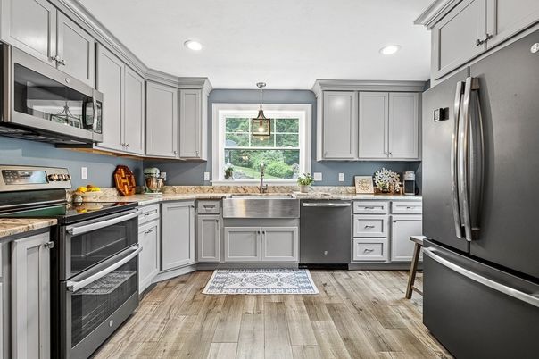 Interior, Kitchen, Pendant Lights, Recessed Lighting, Wood Texture Flooring