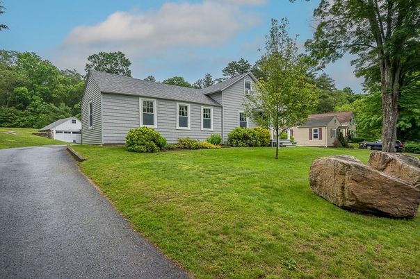 Backyard, Detached Garage, Exterior